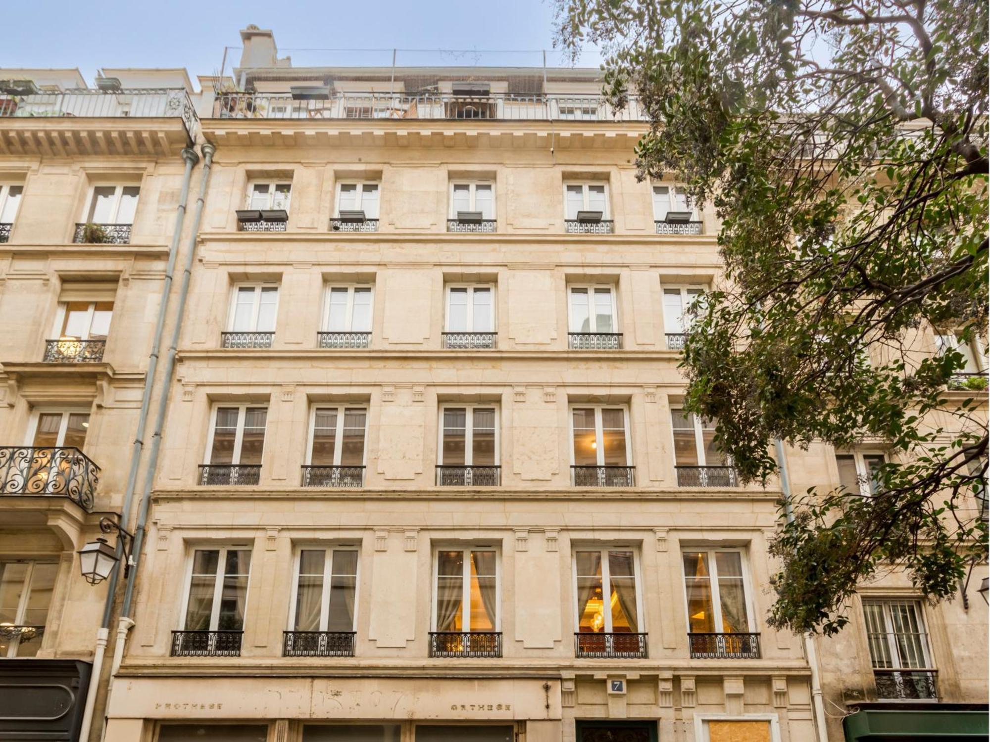 Merveil - Luxury - Louvre - Palestro Appartement